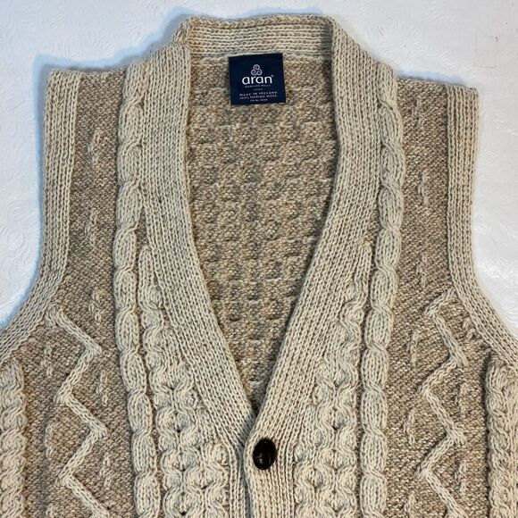Aran Woollen Mills Mens M Wool Sweater Vest - Picture 2 of 11